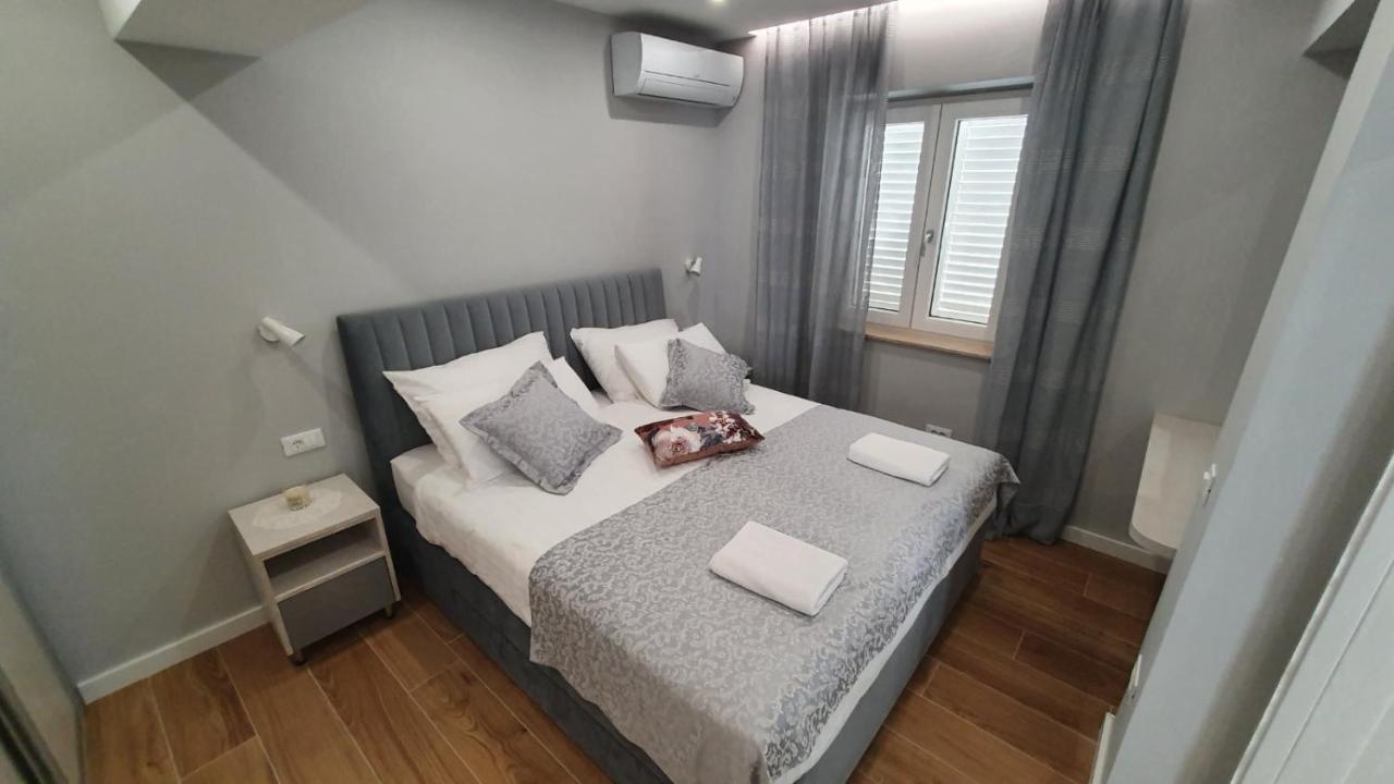 Newly Renovated Apt. Near To Entrance To Old Town Дубровник Екстериор снимка