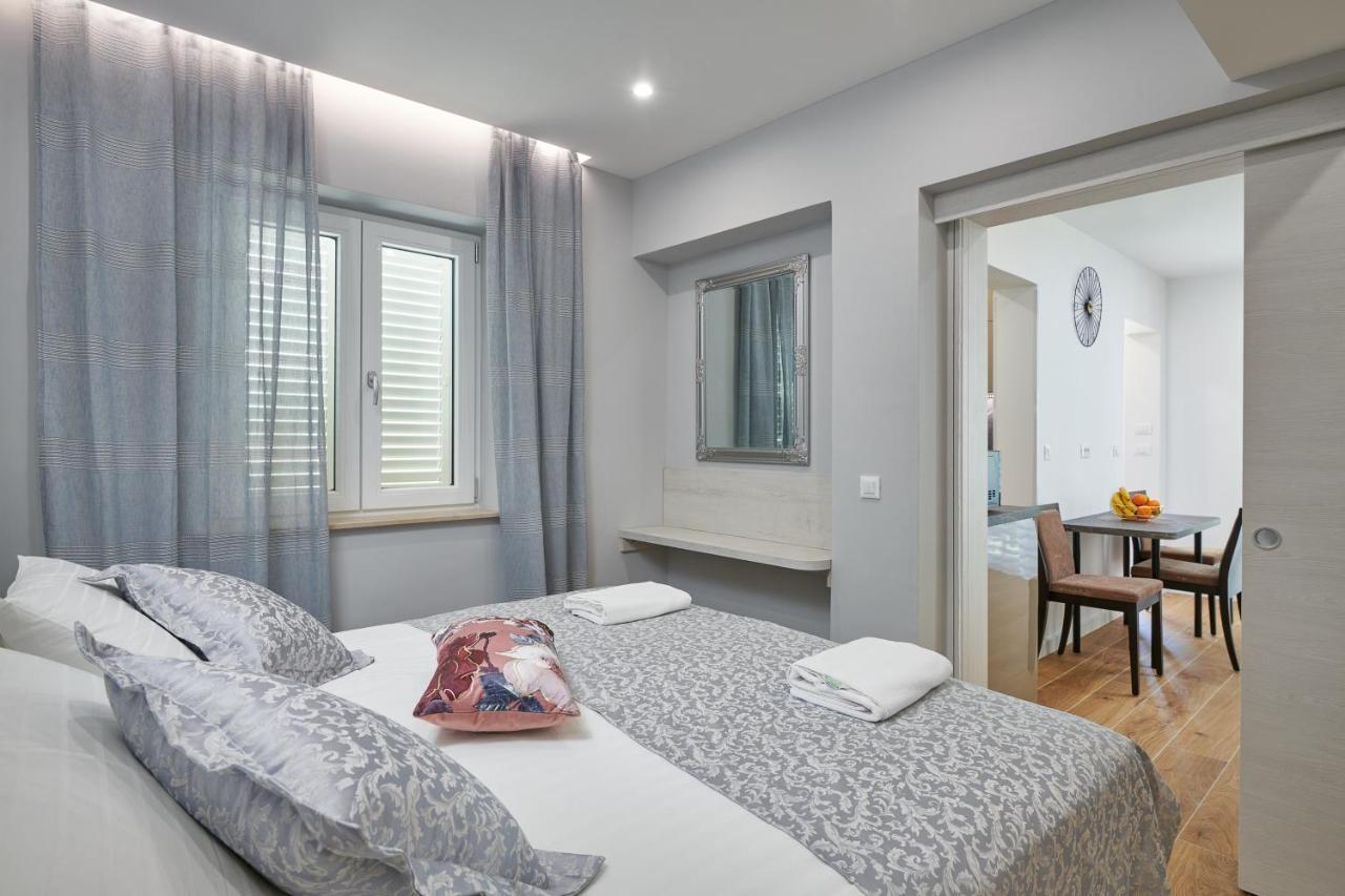 Newly Renovated Apt. Near To Entrance To Old Town Дубровник Екстериор снимка